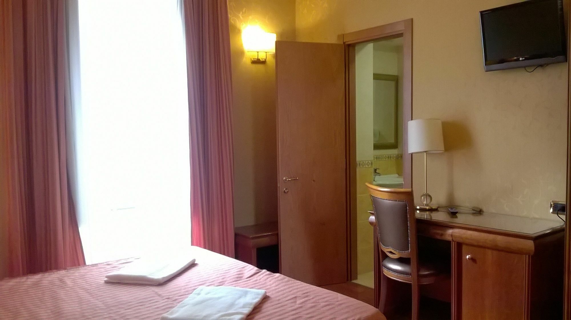 Wonderful In Rome Hotel Exterior photo